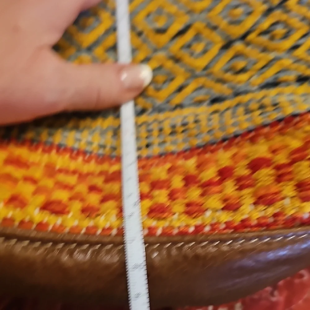 Myra Crossbody - Picture 6 of 9